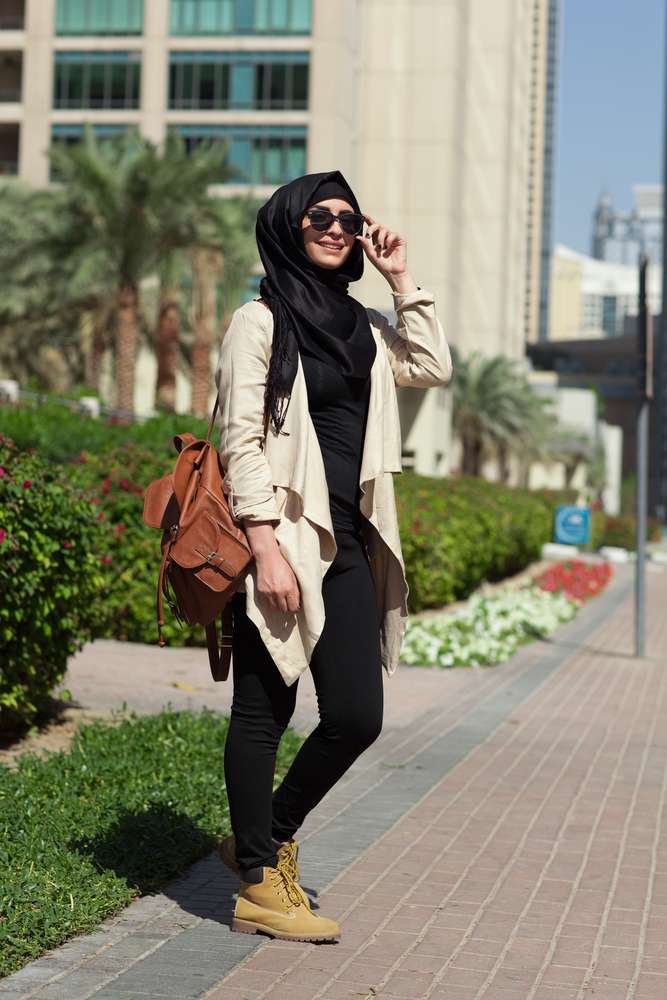 Tips Hijab Anti Gerah Seharian, Biar Bebas Melangkah Apapun Aktivitasmu