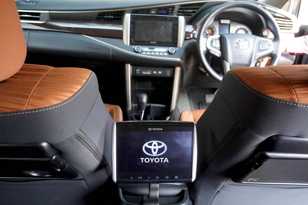 Toyota Innova