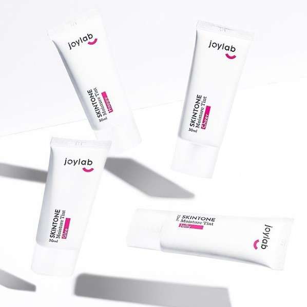Cantiknya Tampilan Wajah Glowing Alami dengan Joylab Skintone Moisture Tint