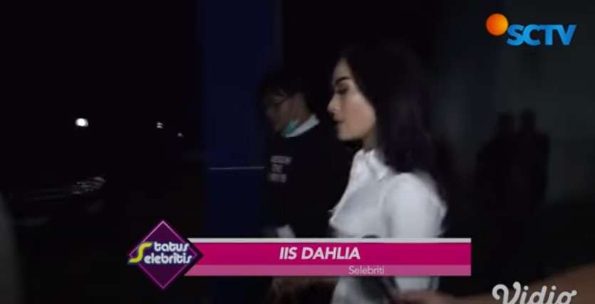 Iis Dahlia Iis Dahlia