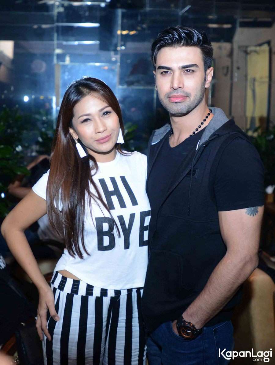 Tata Janeeta dan Mehdi Zati