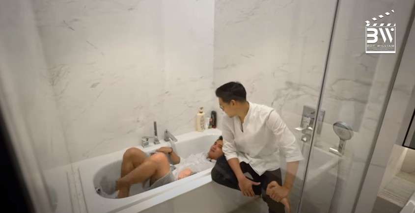 Kamar Mandi Afgan