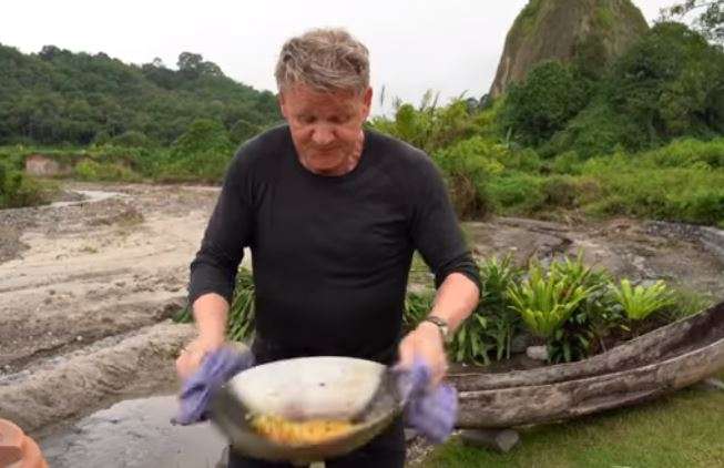Gordon Ramsay masak nasi goreng Indonesia