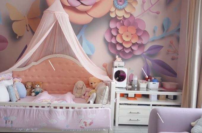 Kamar putri Momo Geisha