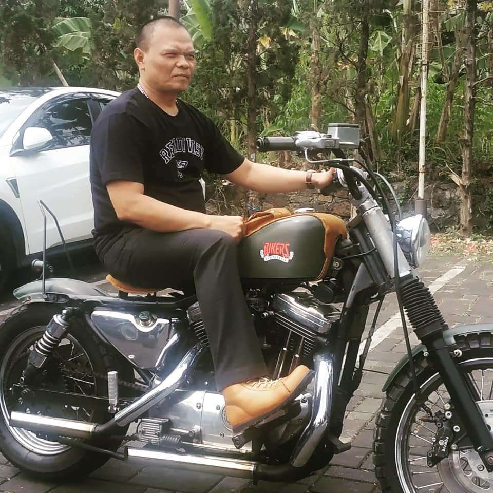 Kang Murad Preman Pensiun