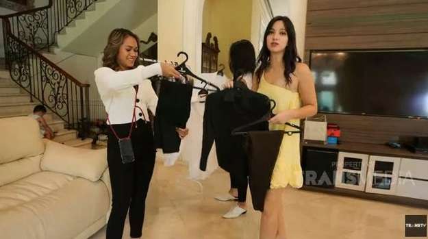 Nia Ramadhani Nia Ramadhani