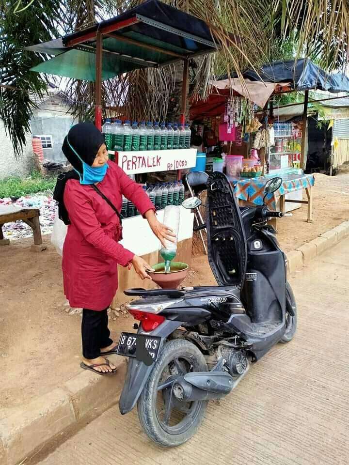 Tulisan kocak di Pom bensin