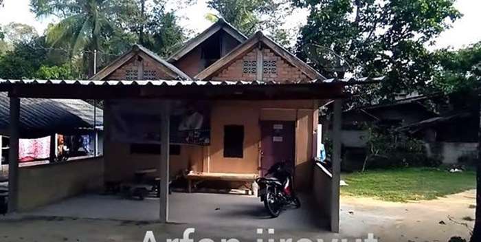 potret rumah jirayut di kampung halaman