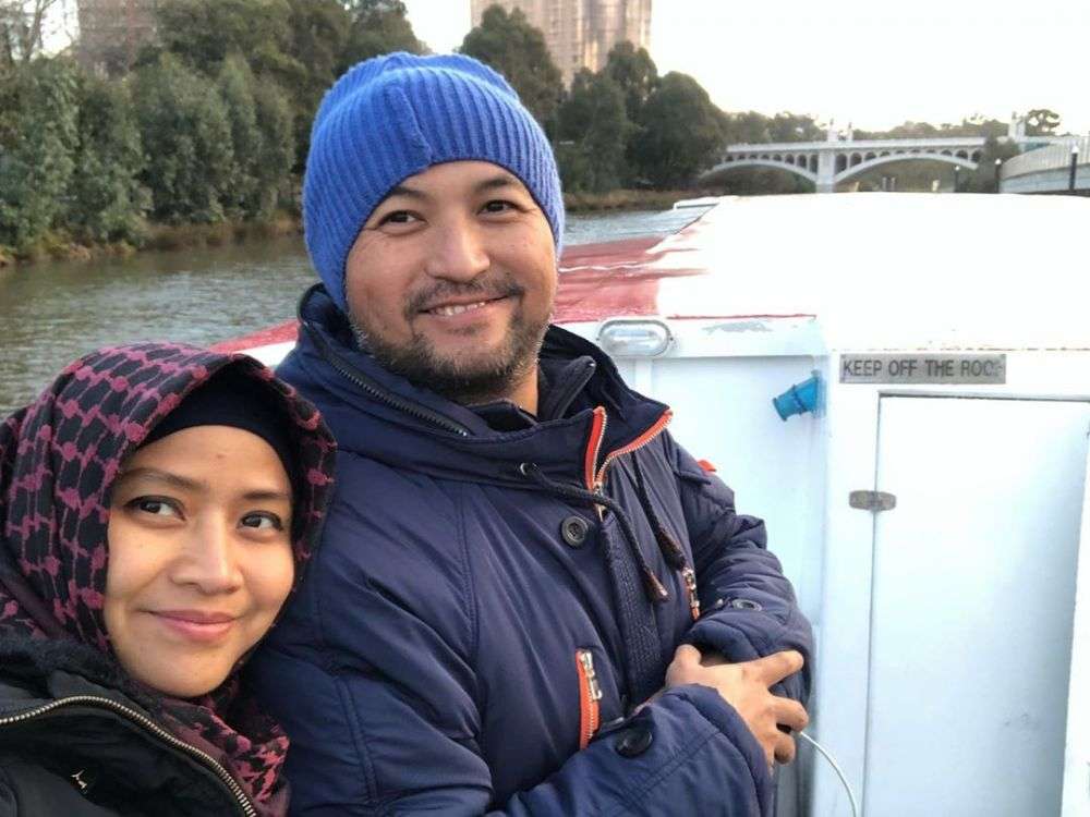 potret pemain saras 008