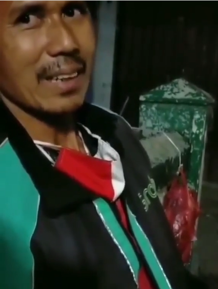 Driver ojol kehilangan motor saat sholat di masjid