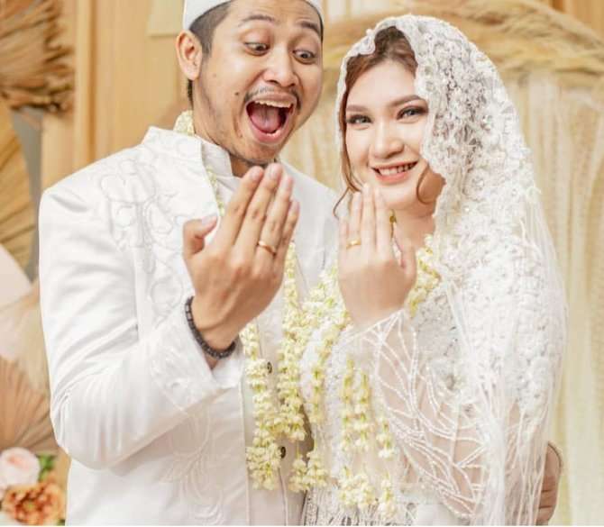 istri pelawak tanah air