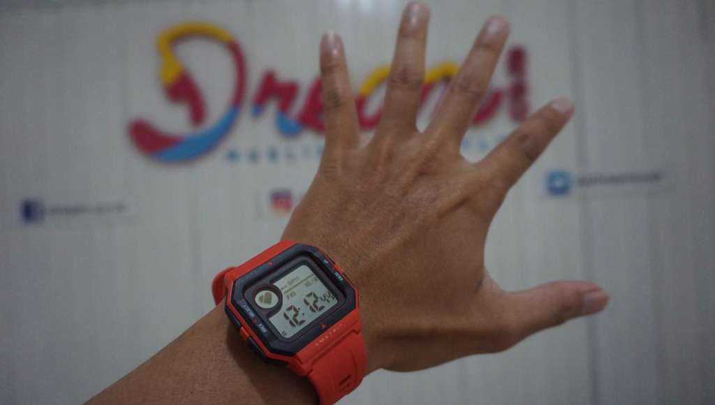 Jam tangan Amazfit Neo