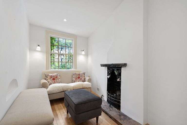 Rumah tipis di London