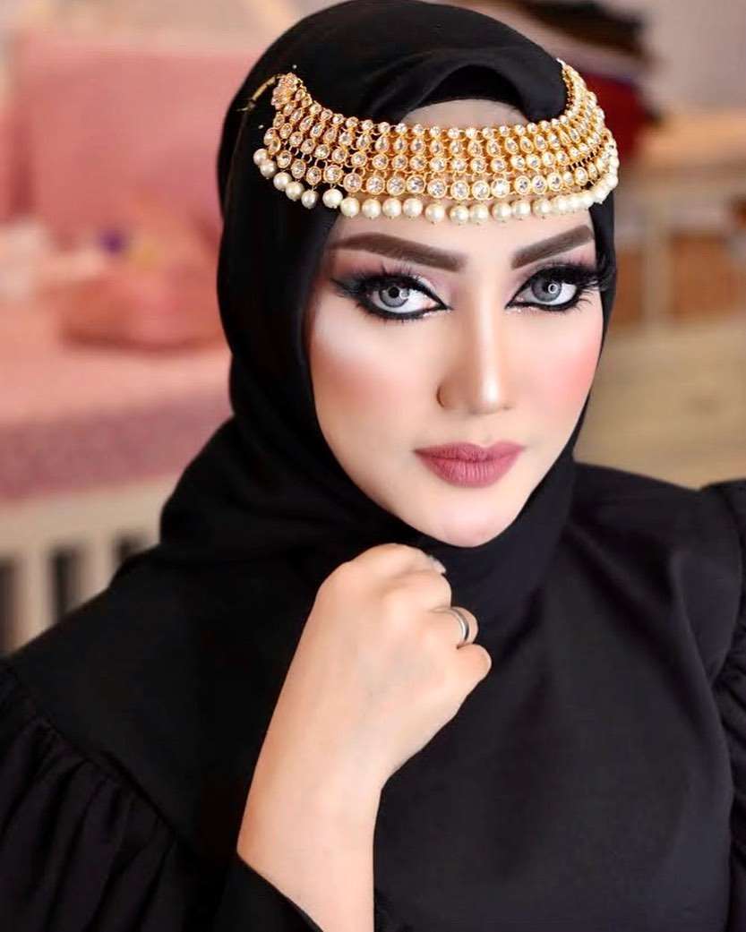 Potret terbaru Yulita Master Chef saat Pemotretan bertema Arabic