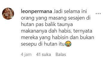 Kasihan yang pasang sesajen.