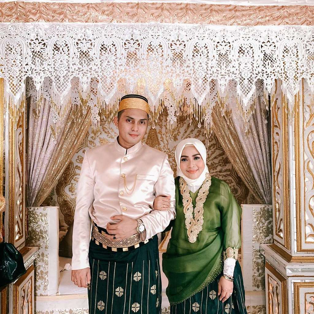 Muzdalifah dan Fadel Islami
