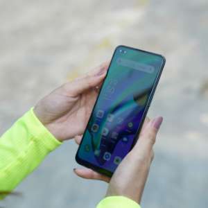 Gadget ini menawarkan pengisian cepat.