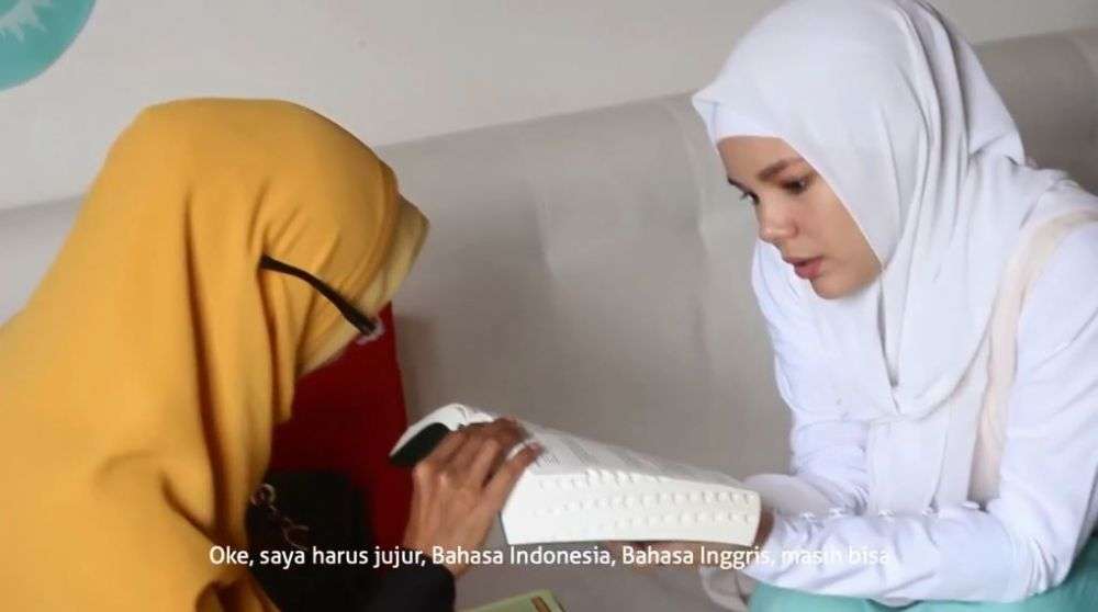 Dewi Sandra Dewi Sandra