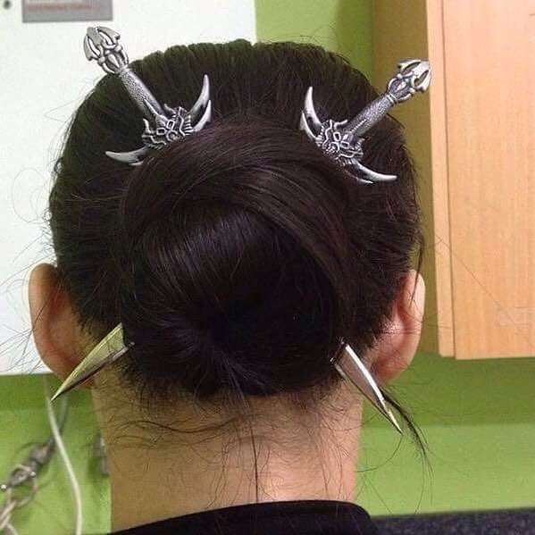 Potret kocak ikat rambut anti mainstream