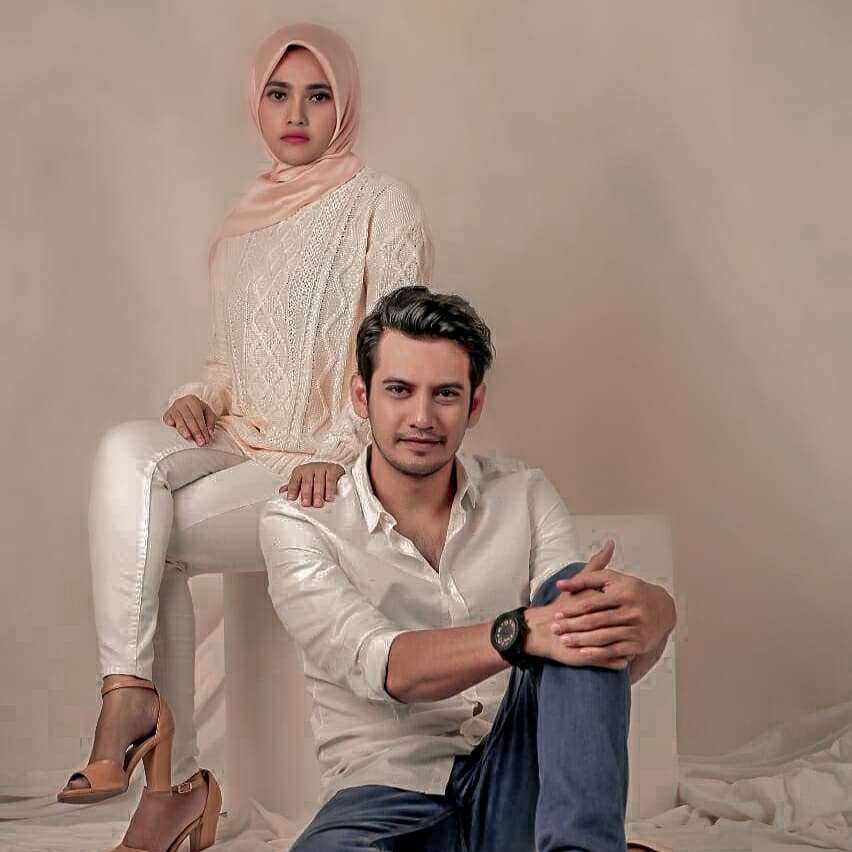 Potret aktor suara hati istri
