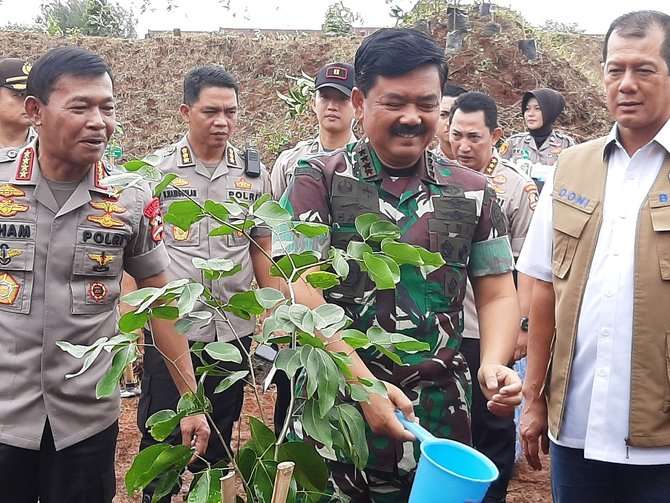 Panglima TNI Marsekal Hadi Tjahjanto