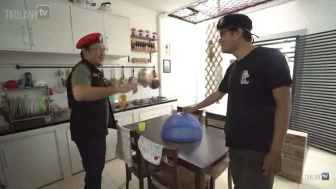 Dapur rumah Soleh Solihun