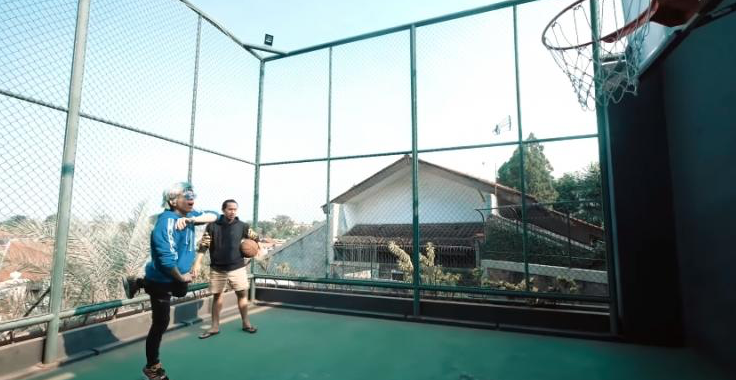 lapangan olahraga selebritis
