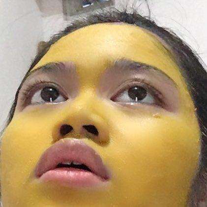 Ada yang bilang mirip emoji.