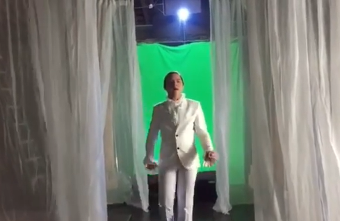 Dul sedang mempersiapkan syuting project