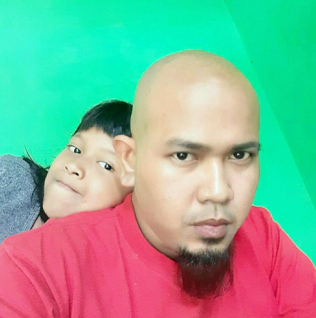 Driver Ojol yang mirip Ahmad Dhani