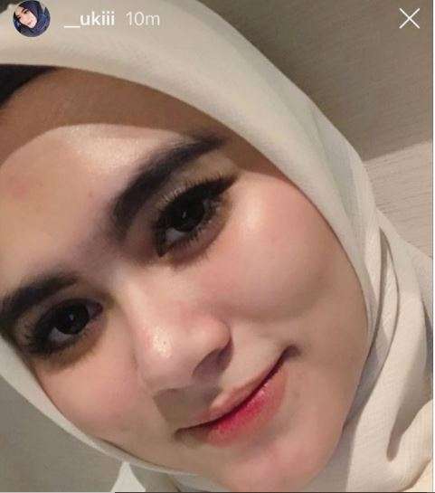 Potret Dewi Amalia, istri sah Ajudan Pribadi