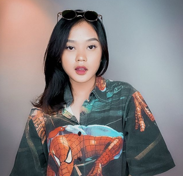 Potret Larazati Cantika Putri, kembaran Putri Delina yang Viral