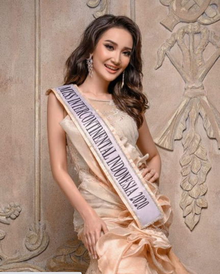 Potret Bella Aprilia, calon istri Ivan Gunawan