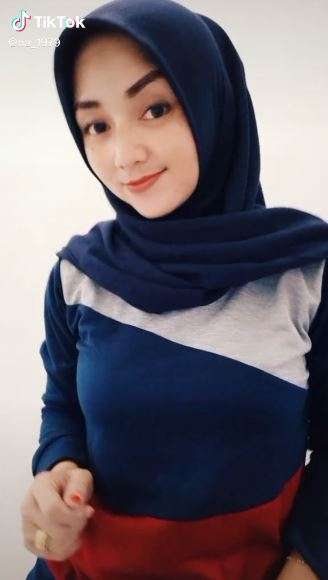 Potret Riena Irmayanti, seleb Tiktok kembaran Citra Kirana