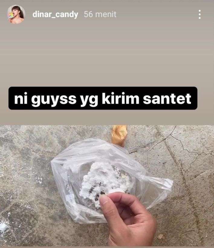 Artis kena santet