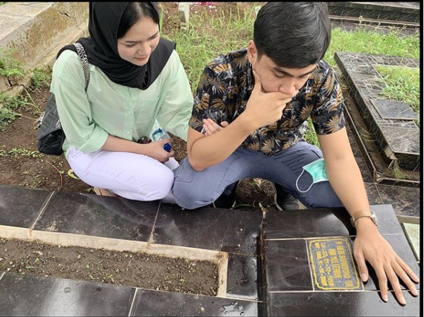 Potret Nadya Indry, kekasih yang dikabarkan dekat dengan Lutfi Agizal
