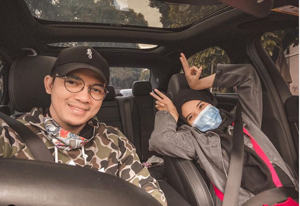 Potret romantis Irwansyah dan Zaskia Sungkar