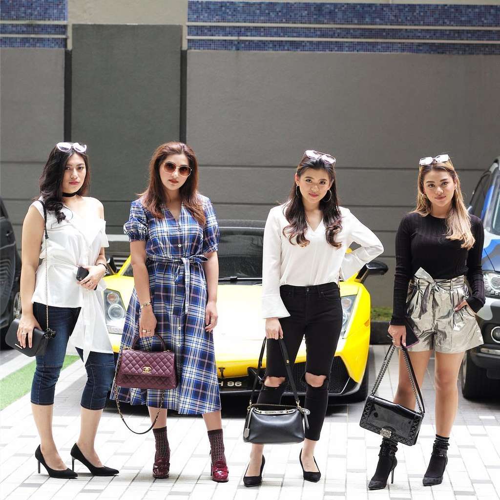 Asisten para seleb