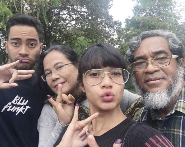 Seleb yang memiliki orang tua pemuka agama