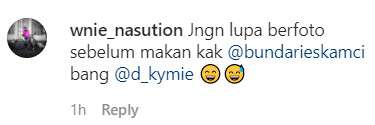 Mau makan jangan lupa foto dulu haha...