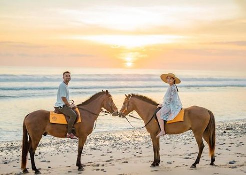 Potret liburan Raffi Ahmad Nagita Slavina di Sumba