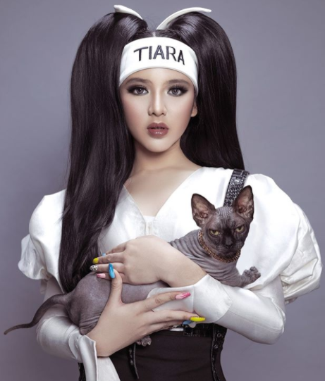 Gaya pemotretan Tiara Andini jadi sorotan