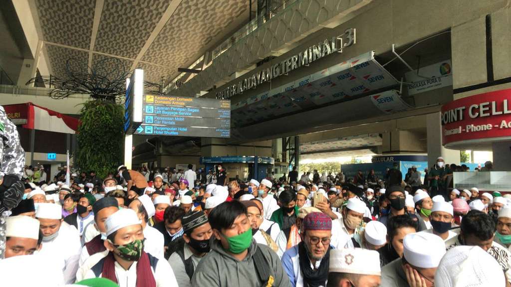 Massa Habib Rizieq
