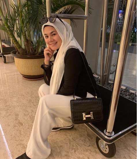 Potret Sarita Abdul Mukti tanpa riasan makeup tebal