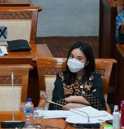 Farah Puteri Nahlia