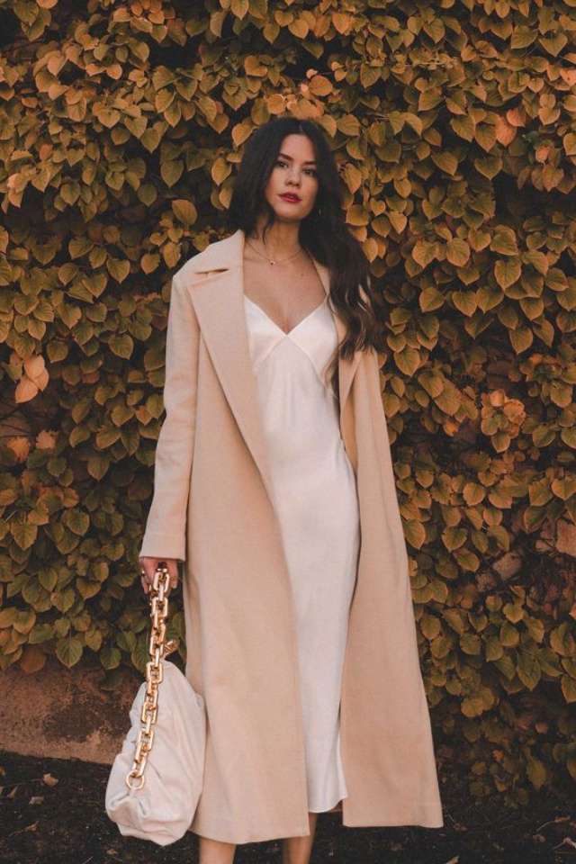 Gaya Mengenakan Trench Coat