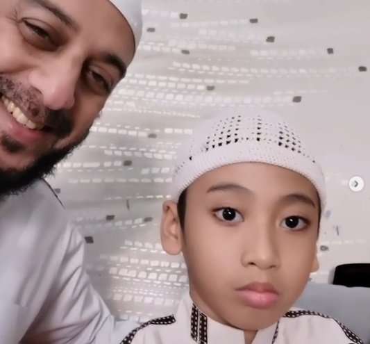 Naja dan Syekh Ali Jaber