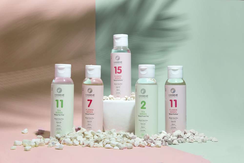 Mengulik Minyak Telon dengan Berbagai Aroma Teh Tebaik di Dunia, Memangnya Ada?