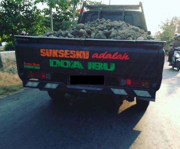 Kekuatan doa Ibu.