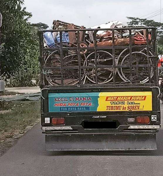Jangan suka berkhayal, kerja, kerja, kerja.